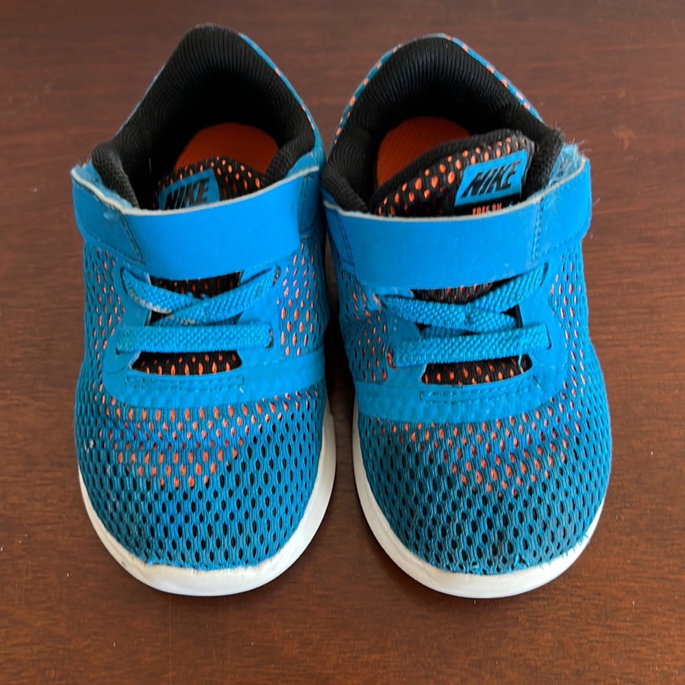 Sold Nike toddler size 7C - Picture 1 of 10